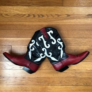 👢 Nine West Boots!